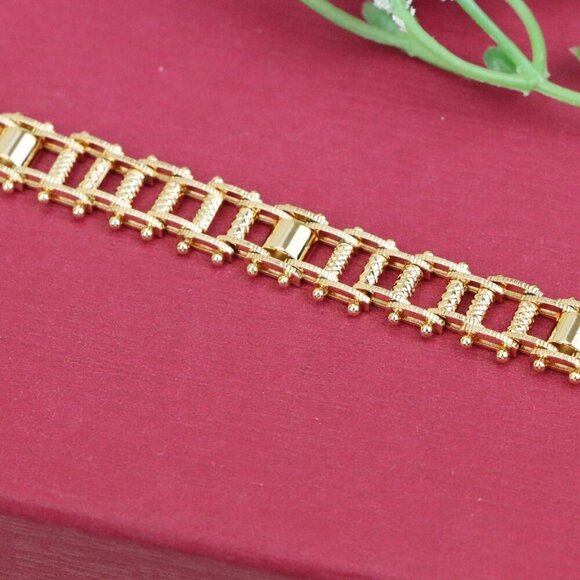 "Rose Gold Textured Link Chain Bracelet in Premium Brass Finish, XPBL0998 - Picture 1 of 12